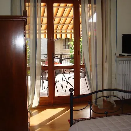 بيت ضيافة Ca 'd Peraca 3*